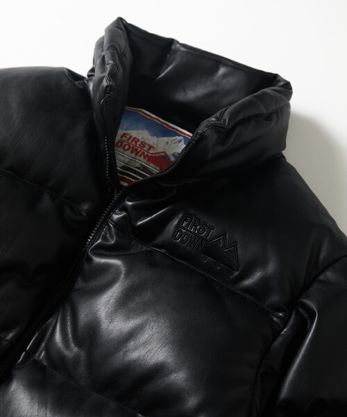 FIRST DOWN（ファーストダウン）の「FIRST DOWN/ファーストダウン 別注 PU バブルダウン（ダウンジャケット/コート・メンズ・ブラック・LARGE/MEDIUM/SMALL）」の2枚目の写真