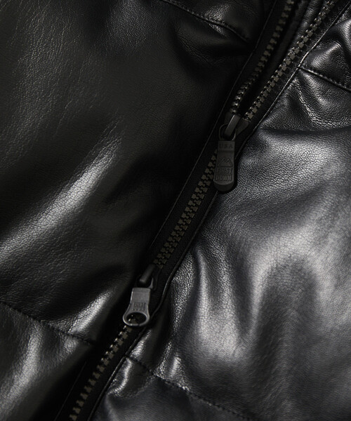 FIRST DOWN（ファーストダウン）の「FIRST DOWN/ファーストダウン 別注 PU バブルダウン（ダウンジャケット/コート・メンズ・ブラック・LARGE/MEDIUM/SMALL）」の5枚目の写真