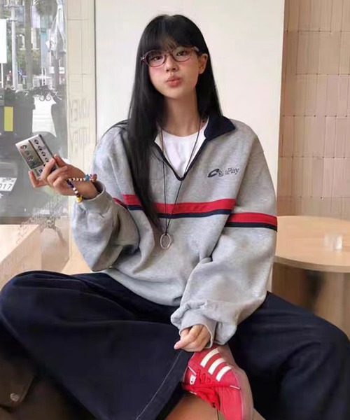 AsheKsha(アシクシャ)の「カップルはゆったりしたVネックトップスを着用できます(スウェット・レディース・グレー・M/L)」の6枚目の写真