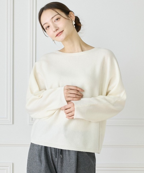 INED（イネド）の「《WEB限定カラー》カシミヤ混ドルマンスリーブニット（ニット/セーター・レディース・ブラック/オフホワイト/グレー/チャコールグレー/イエロー/ピンク・9号/11号）」の2枚目の写真