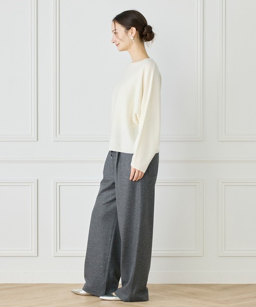 INED（イネド）の「《WEB限定カラー》カシミヤ混ドルマンスリーブニット（ニット/セーター・レディース・ブラック/オフホワイト/グレー/チャコールグレー/イエロー/ピンク・9号/11号）」の19枚目の写真