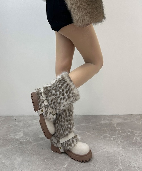 FOLLOWIN(フォロウィン)の「2WAYファーカバー ヴィンテージブーツ【ファー取り外し可】(ブーツ・レディース・ブラック/ブラウン/アイボリー・25cm/24cm/23cm)」の7枚目の写真