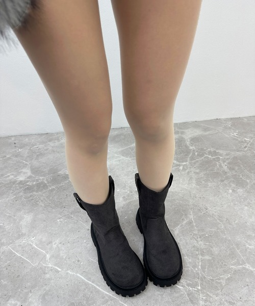 FOLLOWIN(フォロウィン)の「2WAYファーカバー ヴィンテージブーツ【ファー取り外し可】(ブーツ・レディース・ブラック/ブラウン/アイボリー・25cm/24cm/23cm)」の18枚目の写真