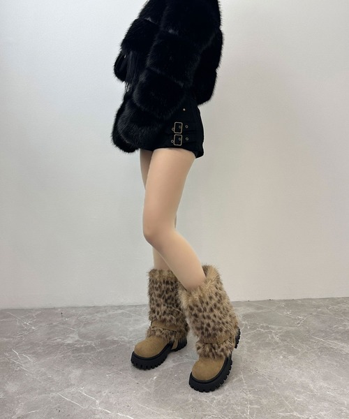 FOLLOWIN(フォロウィン)の「2WAYファーカバー ヴィンテージブーツ【ファー取り外し可】(ブーツ・レディース・ブラック/ブラウン/アイボリー・25cm/24cm/23cm)」の21枚目の写真