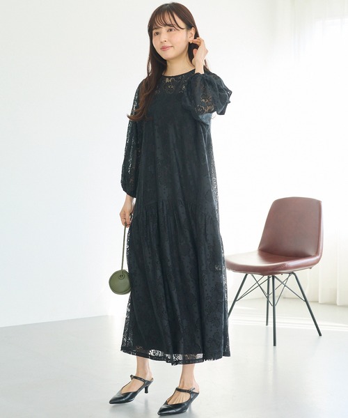 LAVEANGE(ラビアンジェ)の「【洗える】総レースワンピース│主役級ワンピース/オケージョン/セレモニー/ロング丈/洗える/インナー付き(ワンピース・レディース・ブラック/アイボリー・LL/3L/4L/5L/M)」の4枚目の写真