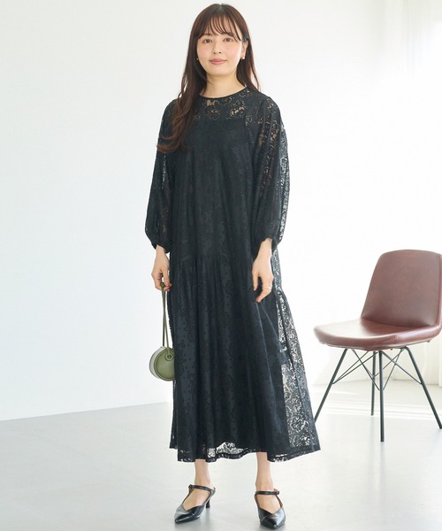 LAVEANGE(ラビアンジェ)の「【洗える】総レースワンピース│主役級ワンピース/オケージョン/セレモニー/ロング丈/洗える/インナー付き(ワンピース・レディース・ブラック/アイボリー・LL/3L/4L/5L/M)」の5枚目の写真
