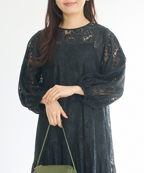 LAVEANGE(ラビアンジェ)の「【洗える】総レースワンピース│主役級ワンピース/オケージョン/セレモニー/ロング丈/洗える/インナー付き(ワンピース・レディース・ブラック/アイボリー・LL/3L/4L/5L/M)」の3枚目の写真