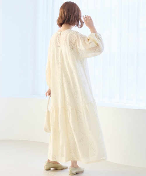 LAVEANGE(ラビアンジェ)の「【洗える】総レースワンピース│主役級ワンピース/オケージョン/セレモニー/ロング丈/洗える/インナー付き(ワンピース・レディース・ブラック/アイボリー・LL/3L/4L/5L/M)」の14枚目の写真