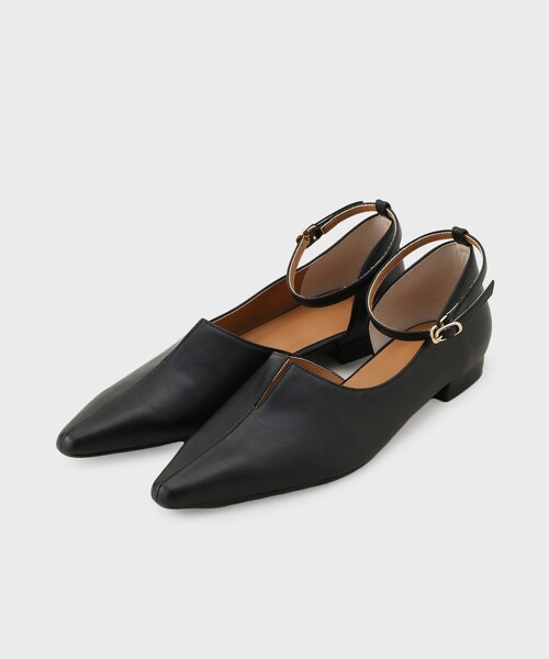 INDIVI(インディヴィ)の「【合皮】ポインテッド セパレートストラップサンダル(サンダル・レディース・ブラック/ナチュラル・25/35/45)」の4枚目の写真