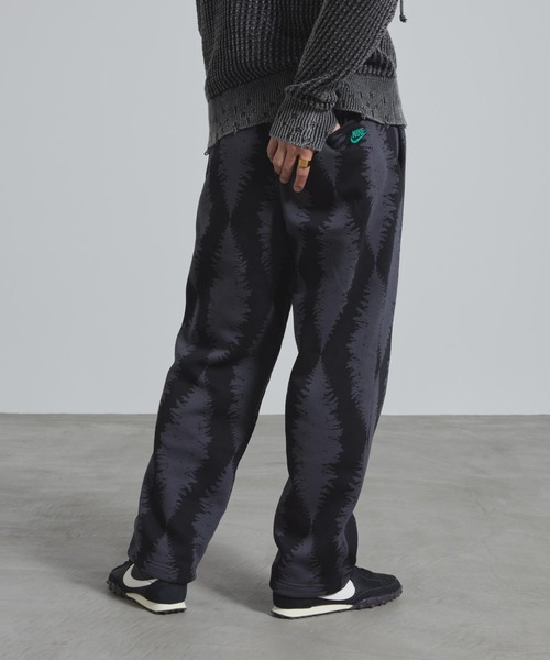 NIKE(ナイキ)の「ナイキ スポーツウェア クラブ メンズ フリース バンジー パンツ / Nike Sportswear Club Men's Fleece Bungee Pants IF0704-010 Black(スウェットパンツ・メンズ・ブラック・XL/L/M/2XL/S)」の3枚目の写真