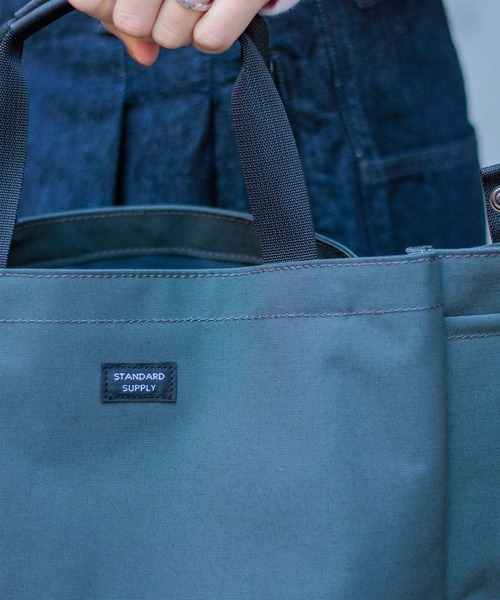 STANDARD SUPPLY（スタンダードサプライ）の「[STANDARD SUPPLY] SIMPLICITY 2WAY FOLD TOTE  / 2ウェイフォールドトート（トートバッグ・レディース・ブラック/サンドベージュ/チャコールアッシュ・FREE）」の7枚目の写真