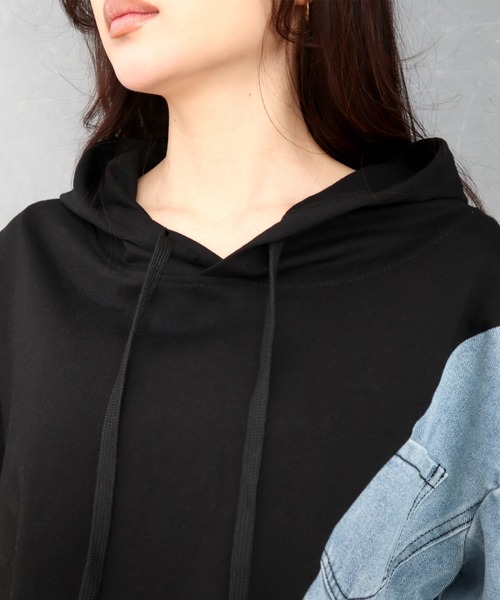 CECIL McBEE（セシルマクビー）の「デニム使い裏毛バックプリントパーカー（スウェット・レディース・グレー/ブラック・MEDIUM）」の11枚目の写真