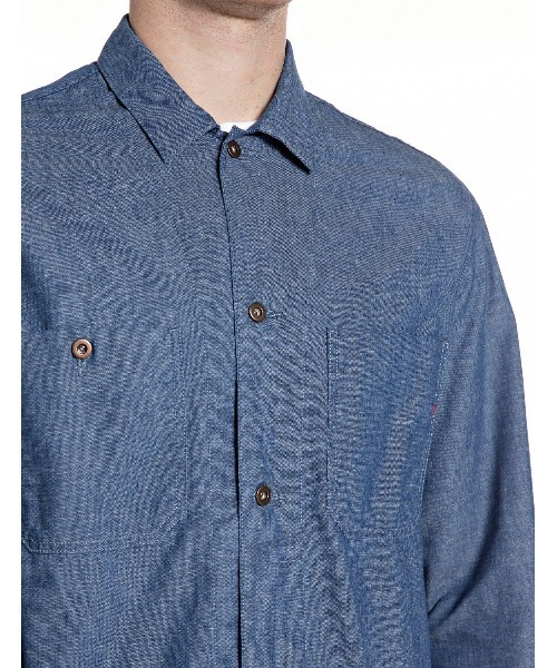 REPLAY(リプレイ)の「シャンブレーオーバーシャツ(セットアップ)(デニムジャケット・メンズ・ブルー・MEDIUM/SMALL/X-LARGE/LARGE)」の3枚目の写真