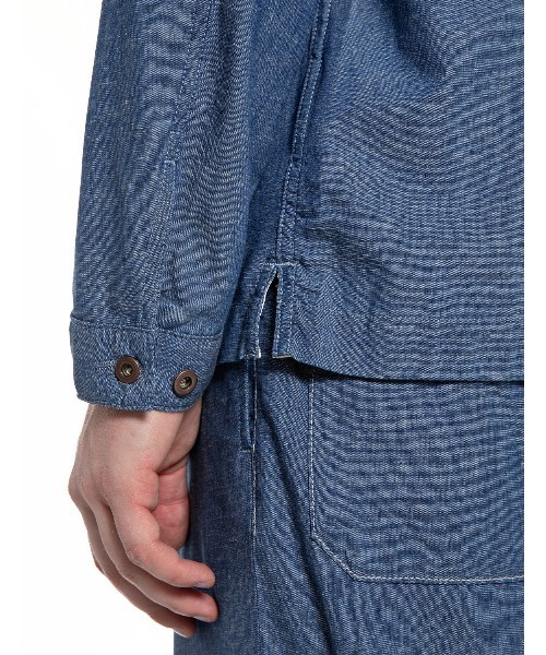 REPLAY(リプレイ)の「シャンブレーオーバーシャツ(セットアップ)(デニムジャケット・メンズ・ブルー・MEDIUM/SMALL/X-LARGE/LARGE)」の6枚目の写真