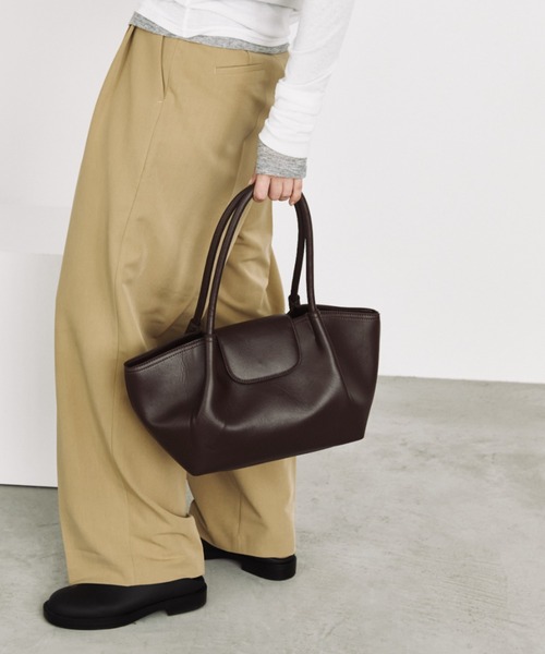 Auntie Rosa Holiday（アンティローザホリデー）の「【arholiday.standard】フェイクレザーフラップトートバック（トートバッグ・レディース・ブラウン/ブラック・FREE）」の16枚目の写真