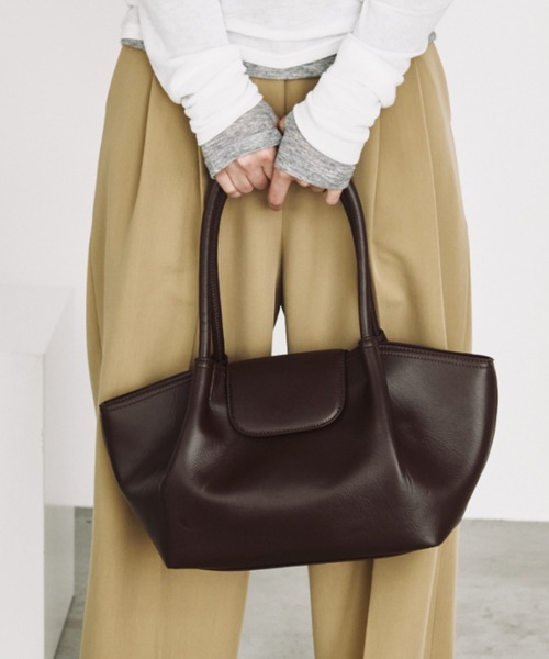 Auntie Rosa Holiday（アンティローザホリデー）の「【arholiday.standard】フェイクレザーフラップトートバック（トートバッグ・レディース・ブラウン/ブラック・FREE）」の15枚目の写真