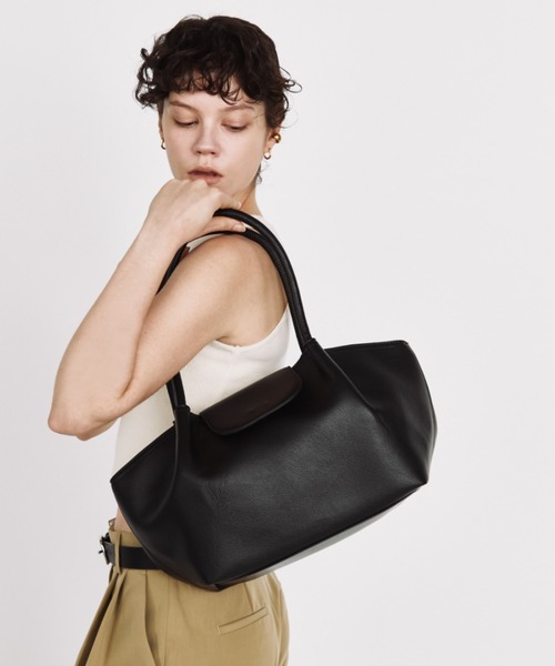 Auntie Rosa Holiday（アンティローザホリデー）の「【arholiday.standard】フェイクレザーフラップトートバック（トートバッグ・レディース・ブラウン/ブラック・FREE）」の6枚目の写真