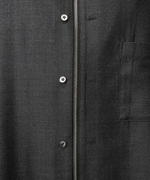 MAISON SPECIAL（メゾンスペシャル）の「《UNISEX》NISHIKAWA KEORI Prime-Over Wool ZIP Shirt/NISHIKAWA KEORI プライムオーバーウールZIPシャツ【MAISON SPECIAL/メゾンスペシャル】（シャツ/ブラウス・メンズ・ブラック/チャコールグレー・0/1/2）」の19枚目の写真