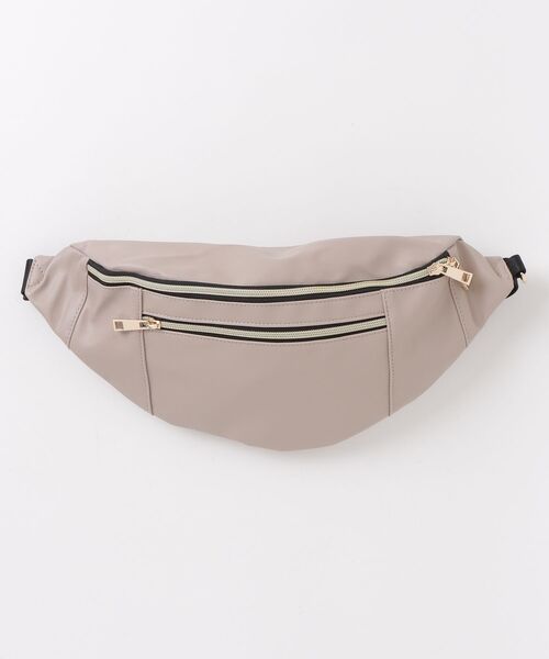 mignon（ミニョン）の「mignon ウエストバッグ 合皮（ボディバッグ/ウエストポーチ・メンズ・ベージュ/ブラック/シルバー・FREE）」の2枚目の写真