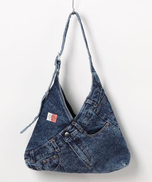 OLD BETTY'S(オールドベティーズ)の「【日本製】オールドベティーズ【OLD BETTY'S】Remade Denim Shoulder Bag(ショルダーバッグ・レディース・インディゴブルー/ブルー・FREE)」の2枚目の写真
