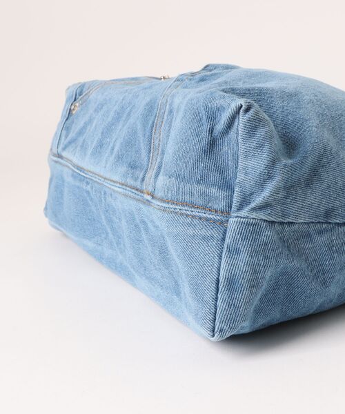 OLD BETTY'S(オールドベティーズ)の「【日本製】オールドベティーズ【OLD BETTY'S】Remade Denim Shoulder Bag(ショルダーバッグ・レディース・インディゴブルー/ブルー・FREE)」の7枚目の写真