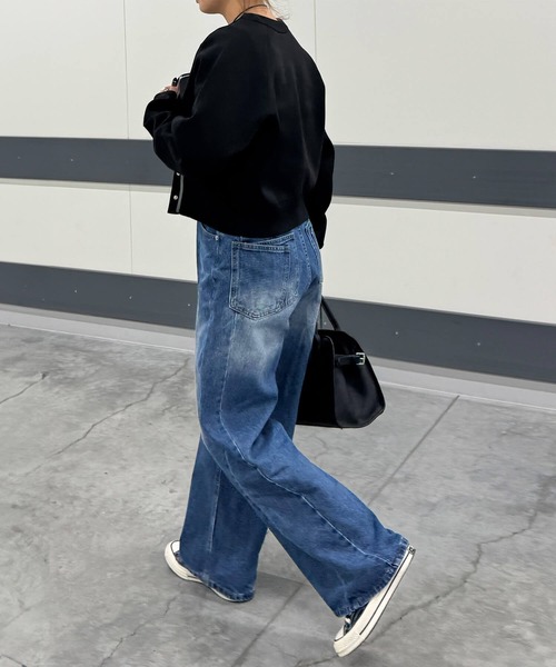 ISOOK（アイスー）の「バックダブルポケットワイドデニム(chiica select) / デニムパンツ デザインデニム ヴィンテージ風 古着風 色褪せ加工 ストレート フルレングス ブルー（デニムパンツ・レディース・ブルー・M/S）」の11枚目の写真