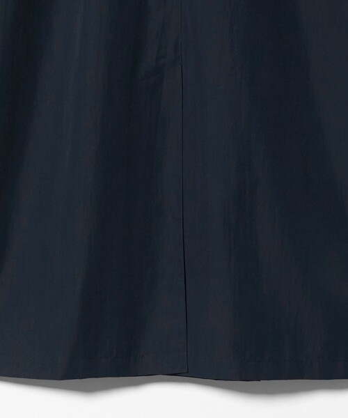 UNITED ARROWS(ユナイテッドアローズ)の「ポリエステル タフタ パッカブル ライト バルマカーンコート 撥水(ステンカラーコート・メンズ・ネイビー/ベージュ・XL/M/S/L)」の3枚目の写真