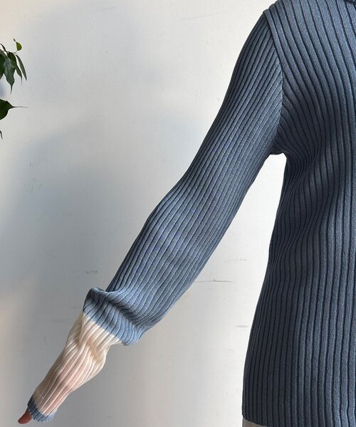 DouDou（ドゥドゥ）の「【WEB限定】袖シアー切替リブカーディガン（カーディガン/ボレロ・レディース・ブラック/ブルー/オフホワイト・FREE）」の12枚目の写真