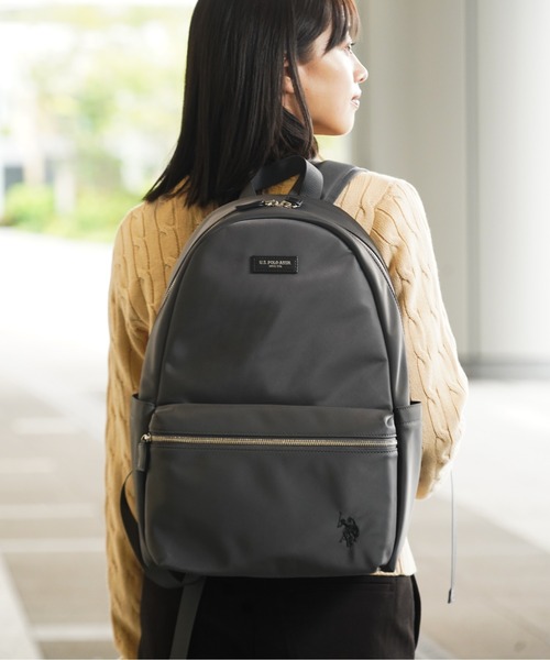 U.S. POLO ASSN.（ユーエスポロアッスン）の「【U.S. POLO ASSN.】ユーエスポロアッスン ナイロン リュック USPA-2726（バックパック/リュック・レディース・グレー/ダークグリーン/ターコイズブルー/ブラック/グリーン/ピンク/ベージュ/ネイビー・FREE）」の2枚目の写真