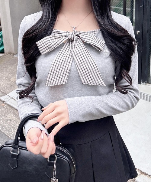 INGNI（イング）の「チェックリボンレイヤードトップス（Tシャツ/カットソー・レディース・ネイビー/ライトベージュ/ブラック/グレー・M）」の3枚目の写真