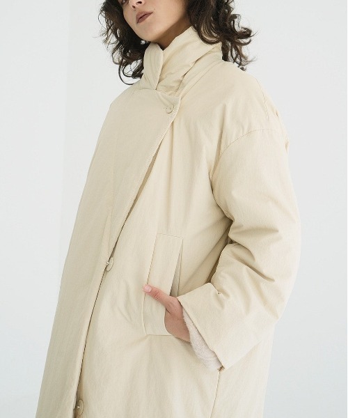 CLANE(クラネ)の「COLOR DOWN CHESTER COAT 19101-0172(ダウンジャケット/コート・レディース・オフホワイト・1)」の8枚目の写真