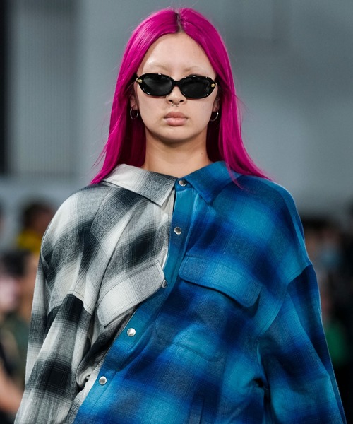 MSML（エムエスエムエル）の「OMBRE CHECK SNAP BOTTON SHIRT（シャツ/ブラウス・メンズ・ブラック×ホワイト/ブルー・M/L/XL）」の6枚目の写真