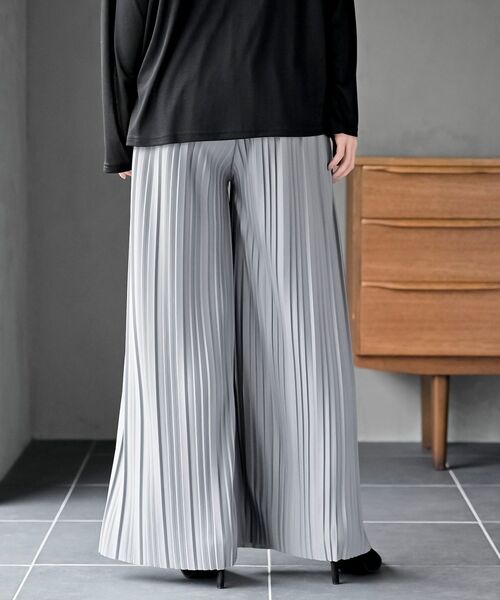 rps（アールピーエス）の「プリーツワイドパンツ（その他パンツ・レディース・ライトグレー/カーキブラウン/ブラック/チャコールグレー・フリー）」の10枚目の写真