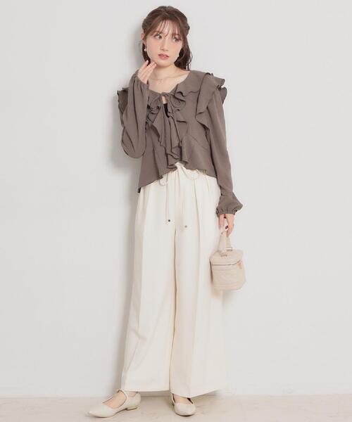 couture brooch(クチュールブローチ)の「【洗える・S-LL】細リボンデザイン タックワイドパンツ(その他パンツ・レディース・ネイビー/ピンク/オフホワイト・36/38/40/42)」の11枚目の写真