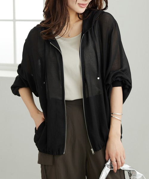 BELLUNA PLUS(ベルーナ)の「柔らか素材シアーパーカー(パーカー・レディース・ブラック/モカ/ミント・LARGE/MEDIUM/X-LARGE)」の4枚目の写真