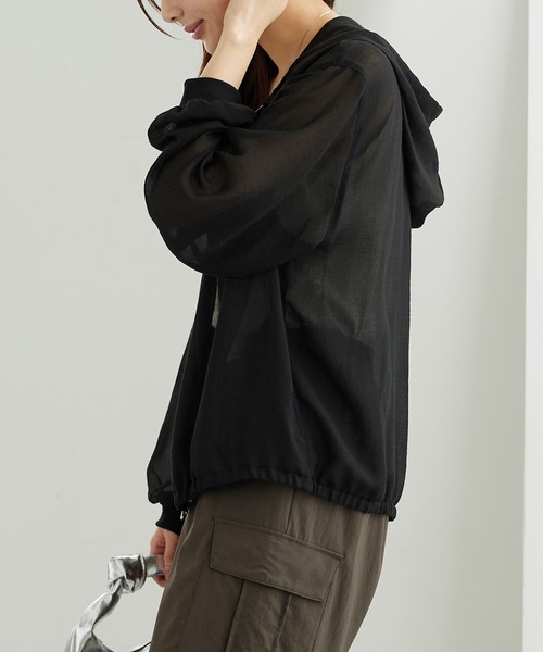 BELLUNA PLUS(ベルーナ)の「柔らか素材シアーパーカー(パーカー・レディース・ブラック/モカ/ミント・LARGE/MEDIUM/X-LARGE)」の6枚目の写真