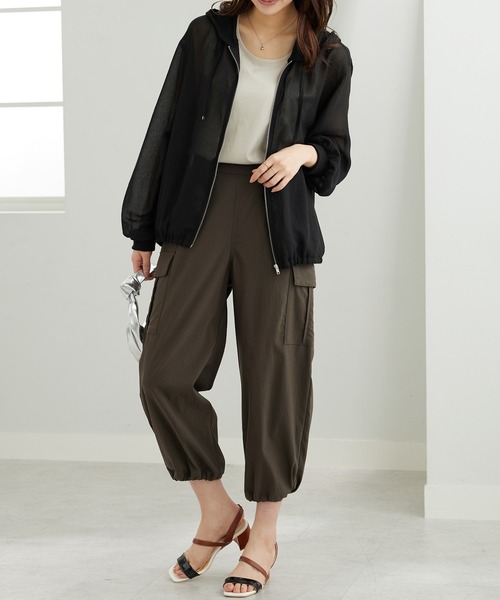 BELLUNA PLUS(ベルーナ)の「柔らか素材シアーパーカー(パーカー・レディース・ブラック/モカ/ミント・LARGE/MEDIUM/X-LARGE)」の10枚目の写真
