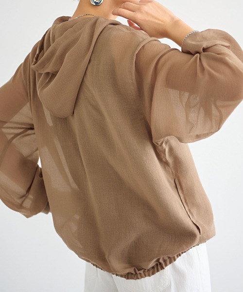 BELLUNA PLUS(ベルーナ)の「柔らか素材シアーパーカー(パーカー・レディース・ブラック/モカ/ミント・LARGE/MEDIUM/X-LARGE)」の13枚目の写真