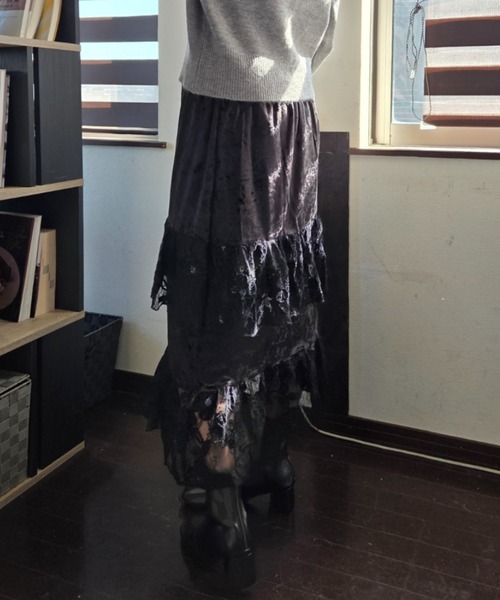 tolene(トレネ)の「ヴィンテージライク ロマンティック レース使いティアードロングスカート(スカート・レディース・ブラック/ライトベージュ・FREE)」の18枚目の写真