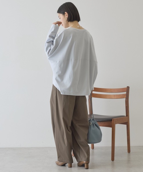 AMERICAN HOLIC（アメリカンホリック）の「【UVカット】コクーンポンチプルオーバー（Tシャツ/カットソー・レディース・ライトイエロー/グレイッシュベージュ/ライトグレー/ブラック/オフホワイト・L/M）」の18枚目の写真