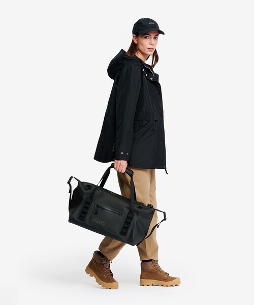AIGLE(エーグル)の「20L 防水 トラベルドライ ダッフルバッグ(ボストンバッグ・レディース・イエロー/モスグリーン/ブラック・FREE)」の12枚目の写真
