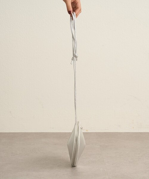 Omekashi（オメカシ）の「ハート型BAG（ショルダーバッグ・レディース・ブラック/オフホワイト/シルバー・ONE SIZE）」の15枚目の写真