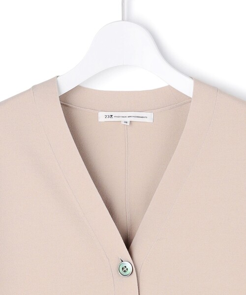23区（ニジュウサンク）の「レーヨンポリエステルストレッチ Vネック カーディガン（カーディガン/ボレロ・レディース・ネイビー系/ホワイト系/ピンク系/スカイブルー系/ダークブラウン系・38）」の20枚目の写真
