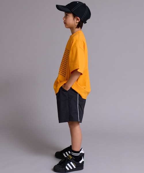 PAIRMANON STREET(ペアマノンストリート)の「【綿100%】グラフィック ロゴ 半袖 Tシャツ【PAIRMANON STREET】(Tシャツ/カットソー・キッズ・レッド系その他/ホワイト系その他/ブルー系その他/グレー系その他2/グレー系その他/ブラック系その他2/ピンク系その他/ブラック系その他/オレンジ/ホワイト系その他2/ホワイト・130/120/150/140/100/90/110/160)」の19枚目の写真