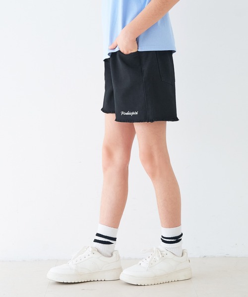 coca（coca）（コカ）の「キッズ　ツイル刺繍ショートパンツ（デニムパンツ・キッズ・パープル/ブラック・120/130/140/150）」の4枚目の写真