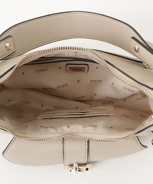 Guess(ゲス)の「JESSA Shoulder Bag ショルダーバッグ(ショルダーバッグ・レディース・ライトベージュ/ブラック・ONE SIZE)」の16枚目の写真