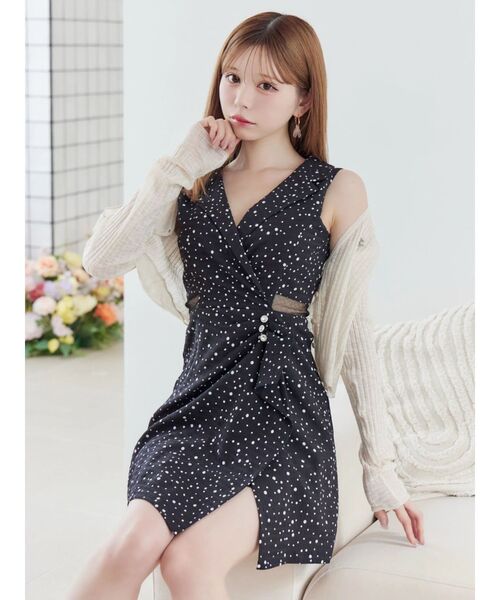 EATME（イートミー）の「ヘムラッフルニットカーディガン（カーディガン/ボレロ・レディース・ブラック/アイボリー/ブルー・FREE）」の22枚目の写真