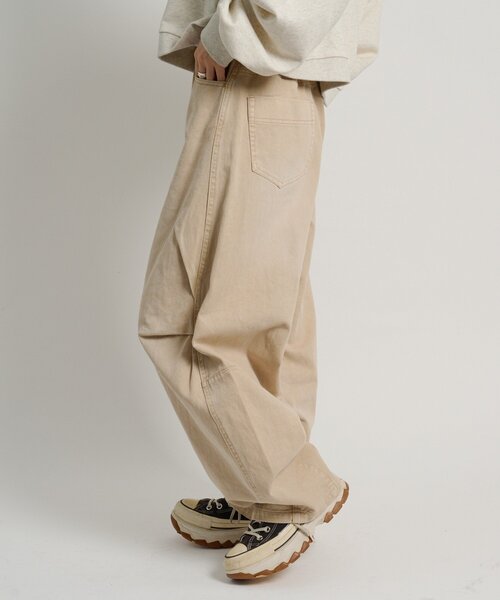 w closet(ダブルクローゼット)の「タックボリュームデニム(デニムパンツ・レディース・ベージュ/ブルー/ブラック・MEDIUM/SMALL)」の17枚目の写真