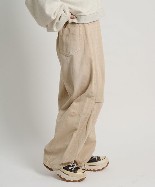 w closet(ダブルクローゼット)の「タックボリュームデニム(デニムパンツ・レディース・ベージュ/ブルー/ブラック・MEDIUM/SMALL)」の19枚目の写真