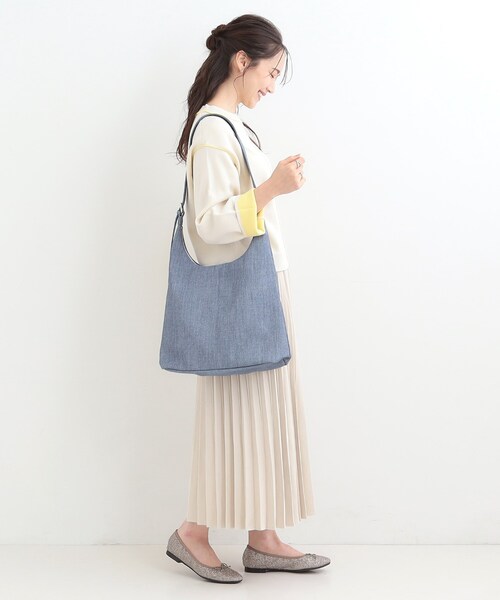 SHOO・LA・RUE(シューラルー)の「デニム風生地ワンショルダーバッグ(ショルダーバッグ・レディース・ライトベージュ/ブルー・00)」の6枚目の写真